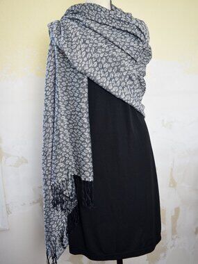 Light Grey With Woven Leopard Pattern Pashmina Shawl Wrap